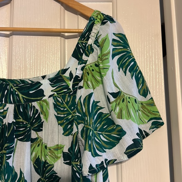Draper James dress. Floral print. NWT. - Picture 2 of 5